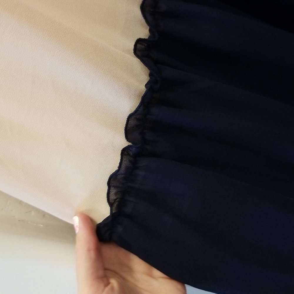 Long Dress - Picture 4 of 5